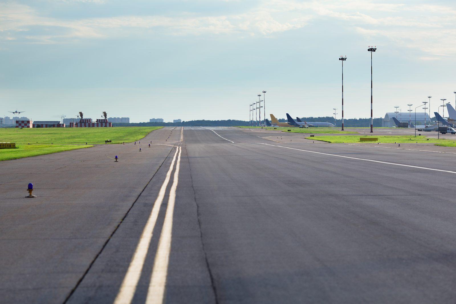 Bakersfield Airport & Transportation: Meadows Field, Amtrak Guide